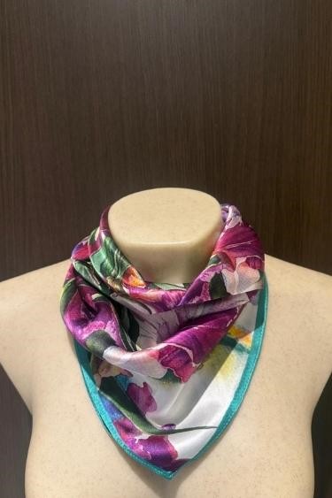 Pañuelo Seda Flor Violetas