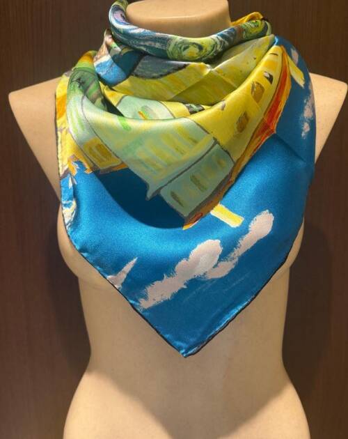 Pañuelo Seda "La casa amarilla" 90X90