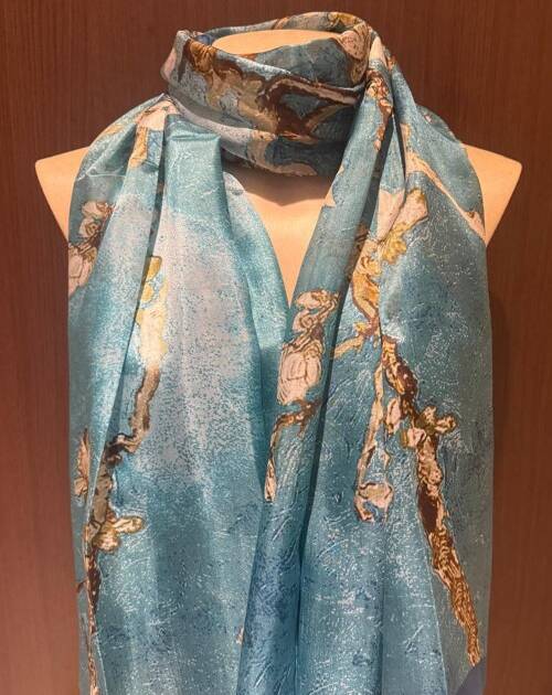 Fular almendro en flor